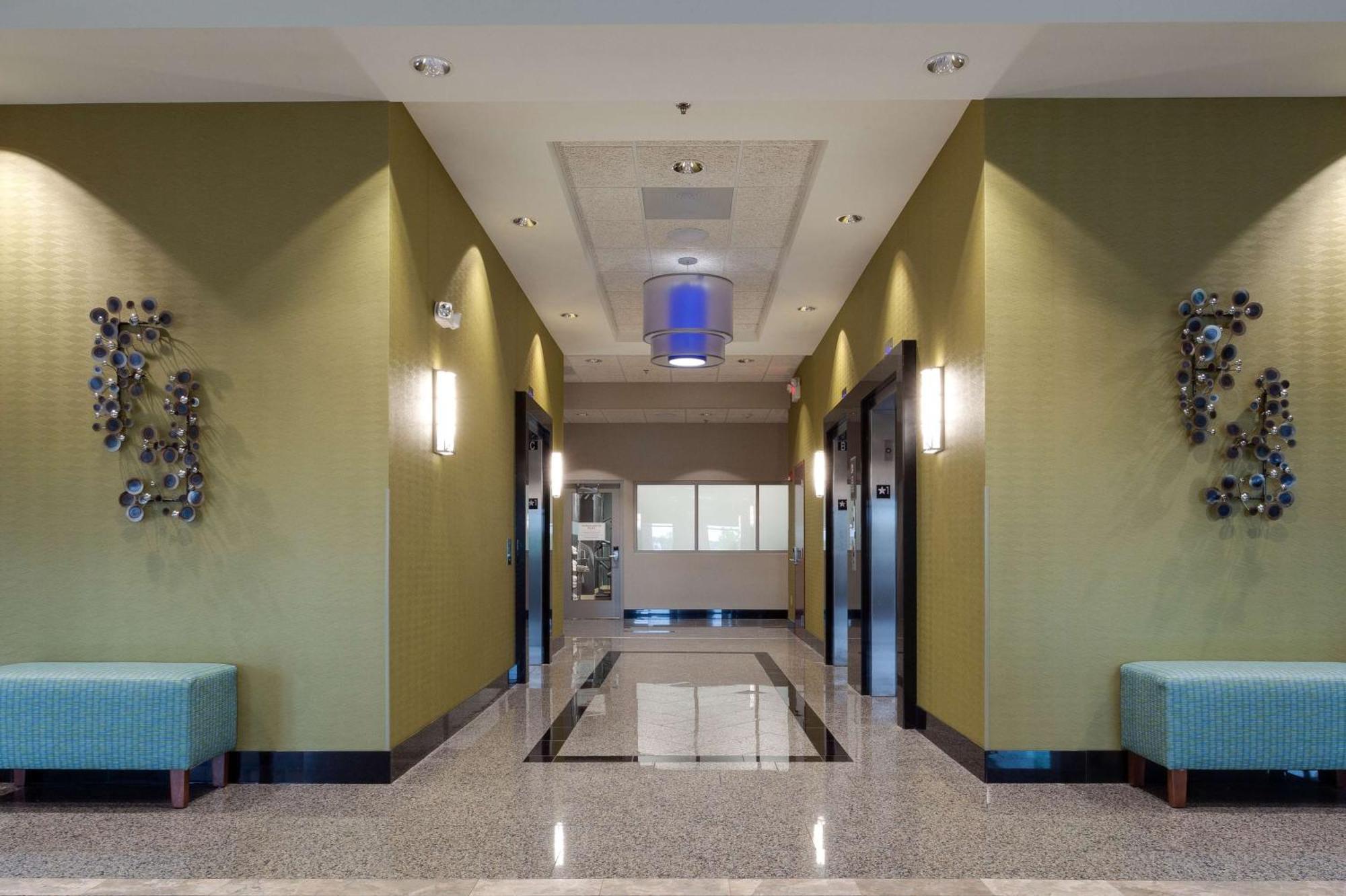 Drury Plaza Hotel Columbia East Экстерьер фото