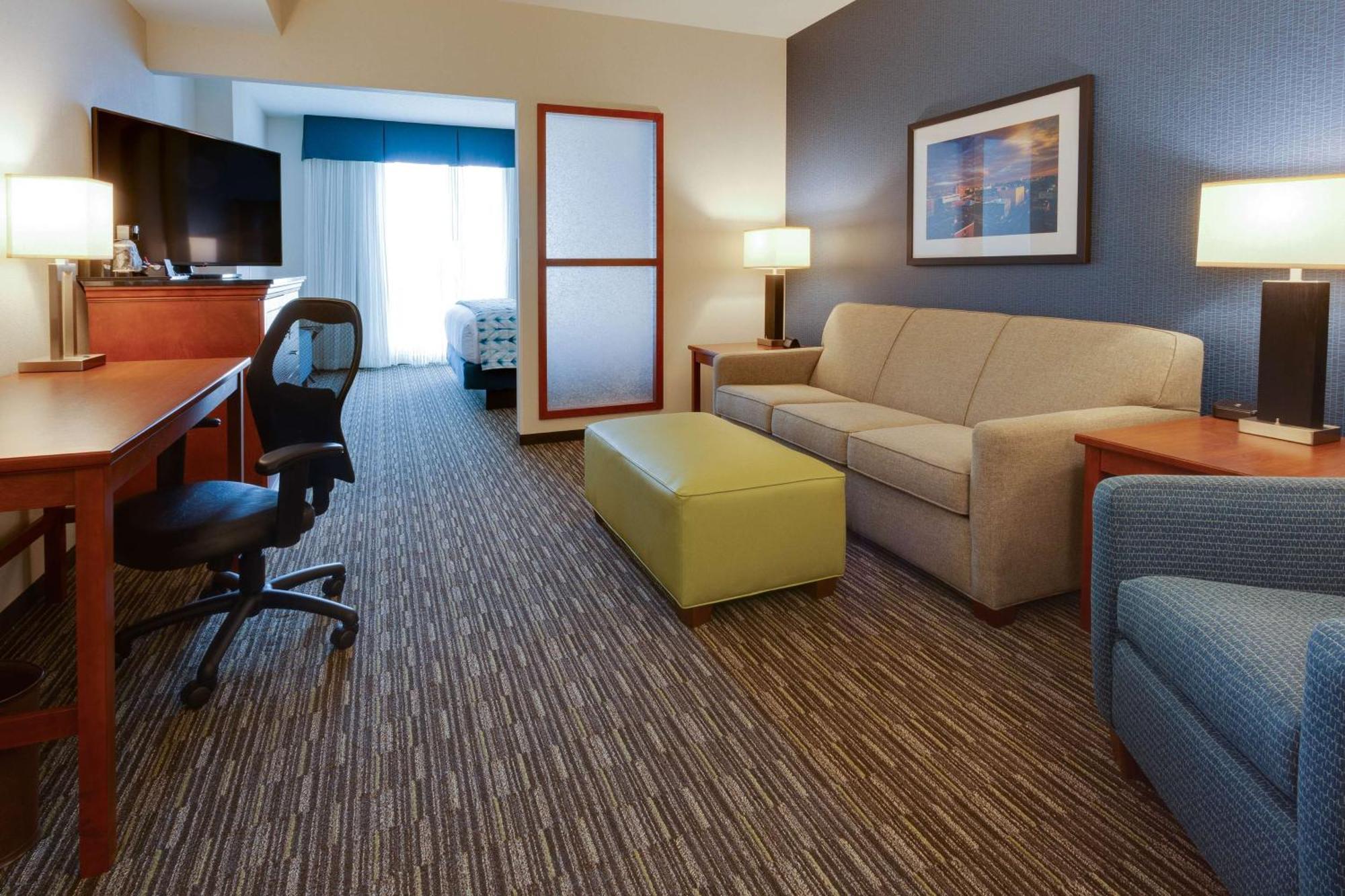 Drury Plaza Hotel Columbia East Экстерьер фото